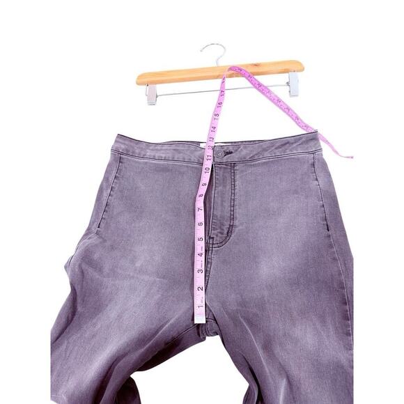 FREE PEOPLE 30x29.5 Just Float On Flare Bell Bottom Jeans in Washed Black gray - Picture 6 of 8